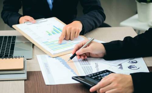 Zarządzanie płynnością finansową – pomoc doradcy biznesowego
