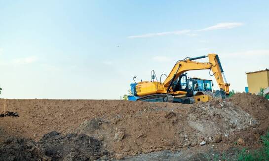 Zasady wykonywania nasypów w świetle prawa budowlanego