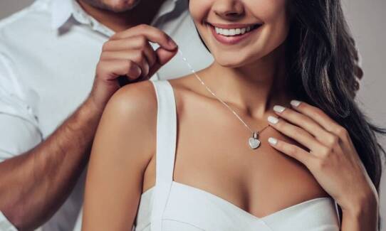 Łańcuszek z zawieszką ze stali chirurgicznej - modny i trwały dodatek do Twojej stylizacji