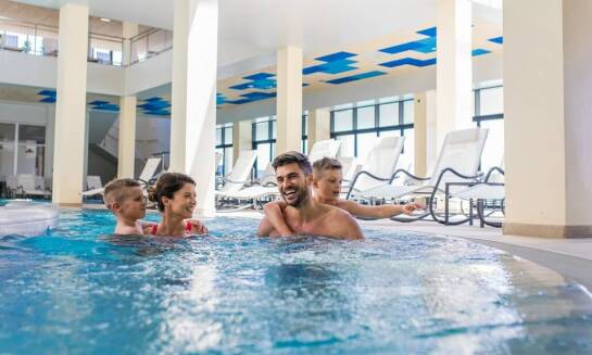 Jaki hotel z atrakcjami dla dzieci warto wybrać na wspólny urlop?
