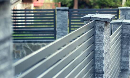 Gdzie sprawdzą się ogrodzenia aluminiowe?