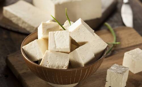 Czym wyróżnia się indyjski ser Paneer?