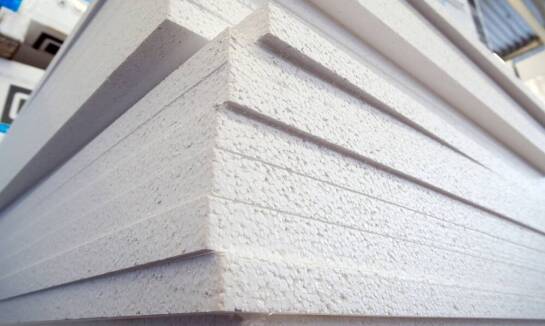 Jakich błędów unikać podczas cięcia styropianu?