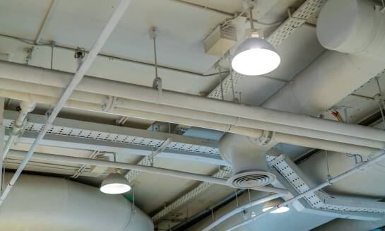 Normy oświetleniowe obowiązujące w miejscu pracy