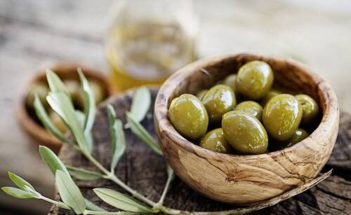 Dlaczego warto jeść oliwki?