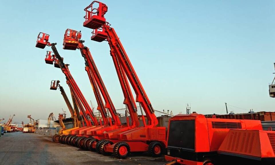 Jaką wysokość można osiągnąć, pracując na podnośniku teleskopowym?