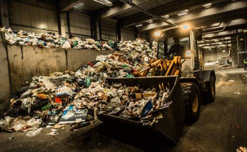 Zastosowanie ładowarek w procesach recyklingu