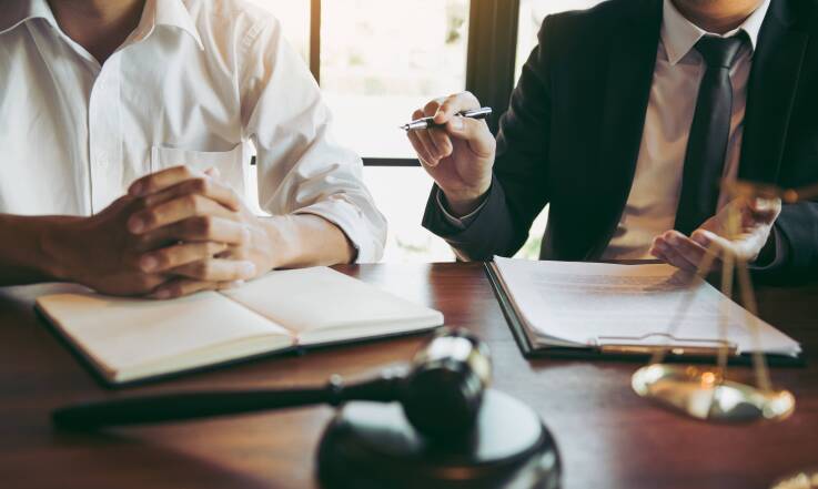 Czy osoba poszkodowana w sprawie karnej potrzebuje adwokata?