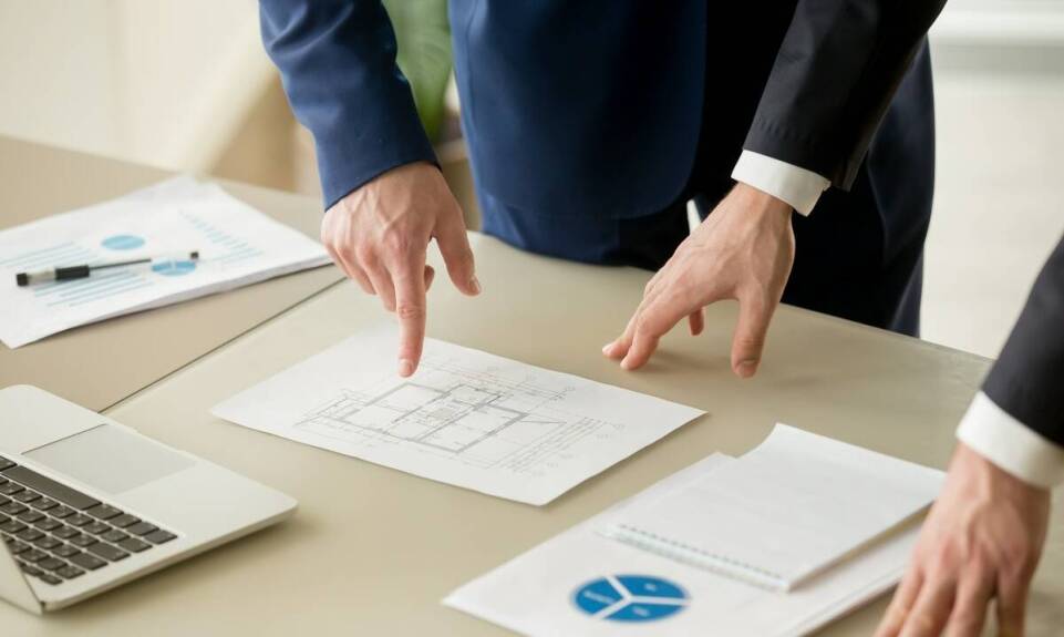 Usługi doradcze oferowane przez agencje nieruchomości: jak wybrać najlepszą ofertę?