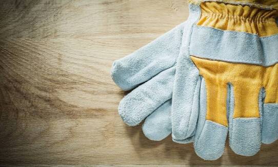 Czym powinny charakteryzować się dobre rękawice robocze?