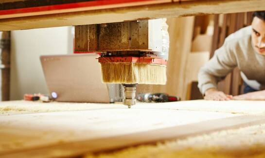 Przegląd rynku ploterów - najpopularniejsze modele i ich zastosowanie