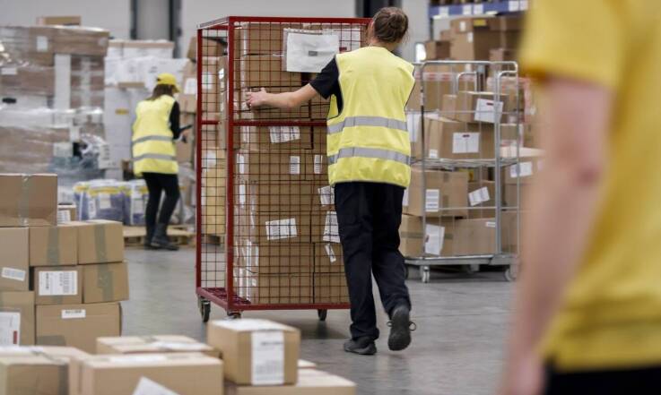 Regały magazynowe a ergonomia pracy - jak je odpowiednio dostosować?