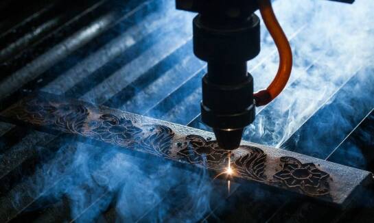 Jak wybrać odpowiednią grawerkę laserową dla Twojej firmy?