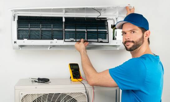 Kiedy przeprowadzać serwis klimatyzatora i jak często?