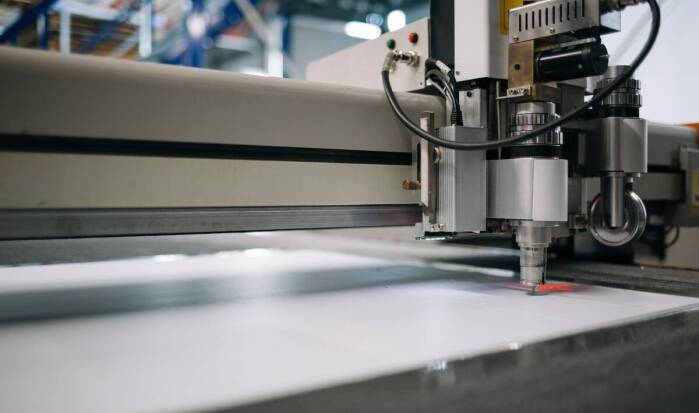 Trendy i przyszłość branży maszyn do cięcia pianki: prognozy i perspektywy rozwoju