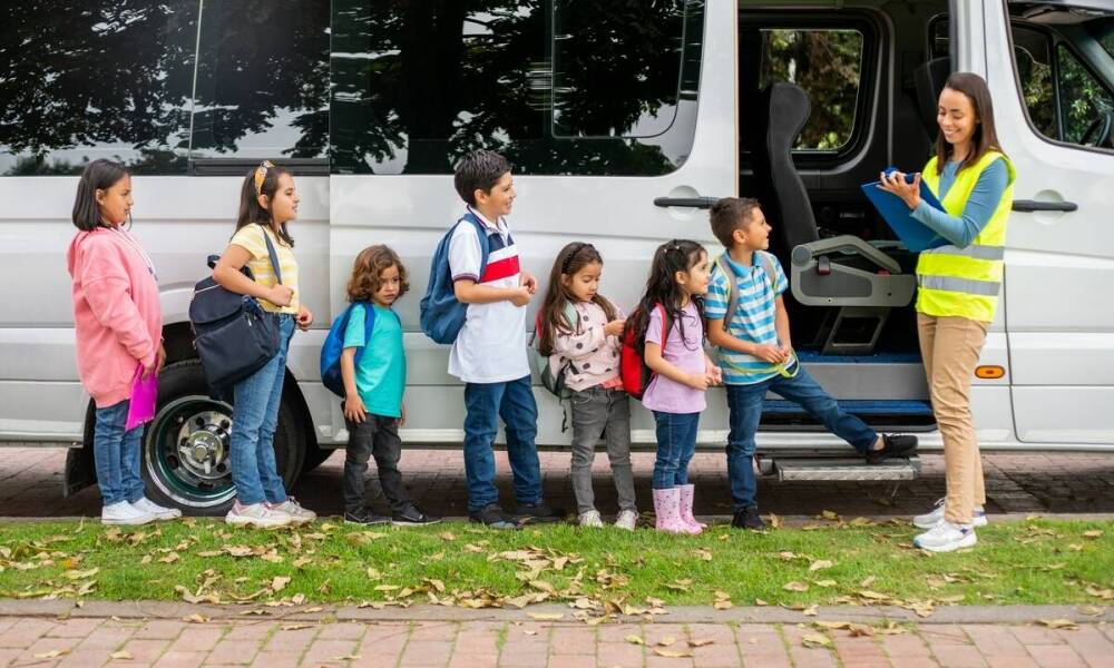 Jak wybrać odpowiedni autokar lub bus na wyjazd grupowy?
