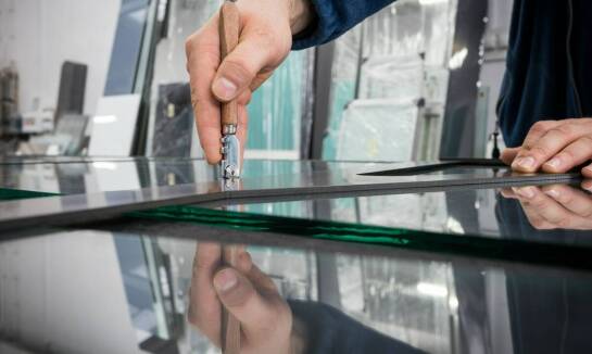 Nakładki transparentne antypoślizgowe - niewidoczne zabezpieczenie przed poślizgiem