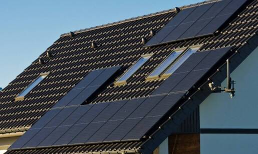 Czy istnieją alternatywy dla tradycyjnych paneli słonecznych, np. cienkowarstwowe?