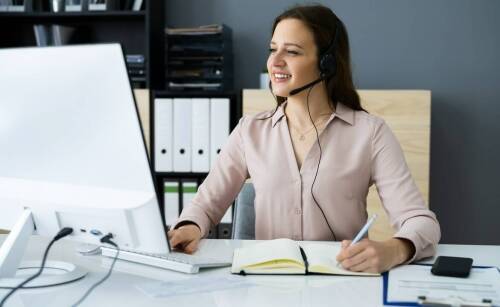 Telemarketing: klucz do sukcesu w sprzedaży produktów i usług
