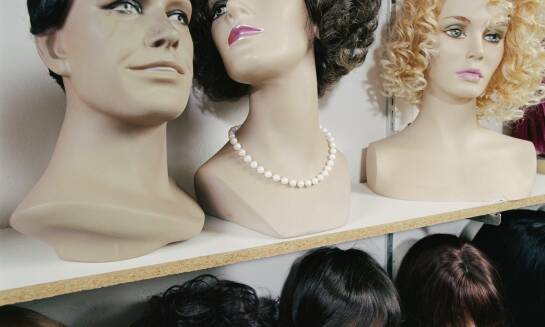 Czy peruki naturalne wymagają specjalistycznej pielęgnacji? Porady ekspertów