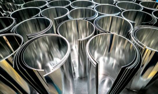 Taśmy stalowe: niezbędne narzędzie w wielu dziedzinach przemysłu