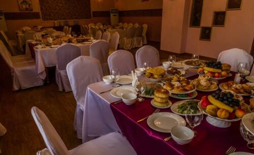 Aktywny wypoczynek w hotelu: bilard i mini fitness