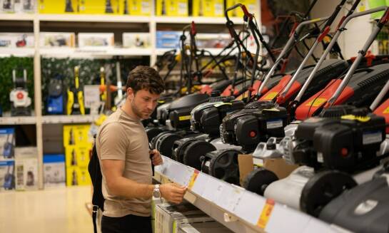 Akumulatorowe narzędzia ogrodowe - zalety i zastosowania