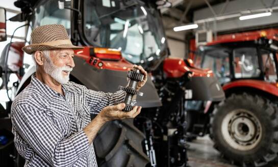 Mobilna naprawa układu chłodzenia w maszynach rolniczych: optymalna temperatura pracy silnika