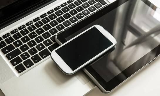 Jak innowacyjne rozwiązania technologiczne mogą wspierać małe i średnie przedsiębiorstwa?