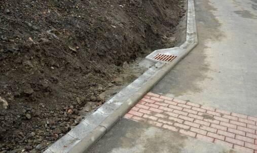 Kanały do odprowadzania wody: kluczowy element infrastruktury przemysłowej