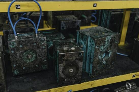 Wtryskiwanie termoplastyczne a jakość elementów z tworzyw sztucznych: kluczowe czynniki