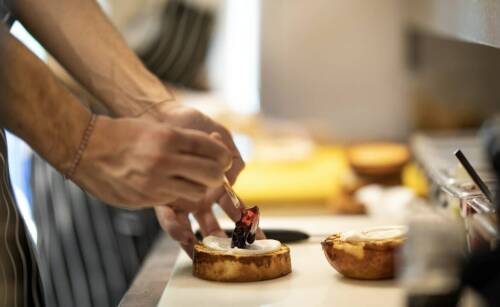 Jak autoliza pizza może wspierać rozwój Twojej pizzerii?