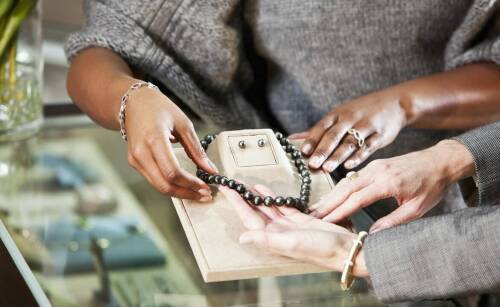 Charmsy na każdą okazję - jak dopasować je do stylizacji?