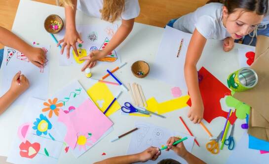 Jakie metody nauczania stosuje przedszkole Wilanów, aby rozwijać ciekawość dzieci?