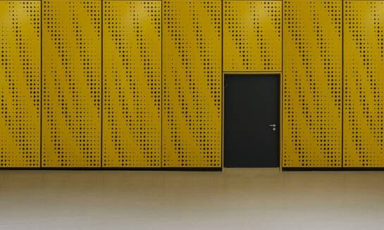 Zastosowanie blach perforowanych dekoracyjnych w architekturze – estetyka i funkcjonalność