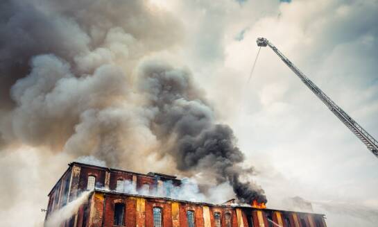 Jakie usługi związane z usuwaniem dymu oferuje?