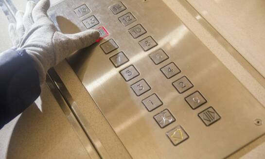 Dlaczego warto korzystać z usług specjalistów przy montażu wind?