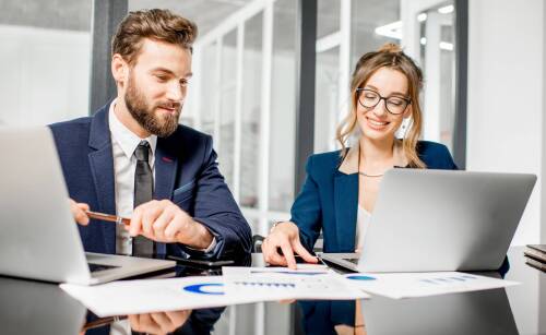 Na czym polega outsourcing kadr i płac? 