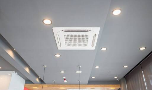 Dlaczego warto rozważyć grzejniki na podczerwień sufitowe w kontekście ekologii?