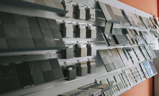 Dlaczego warto wybierać płytki do łazienki z Opoczna?