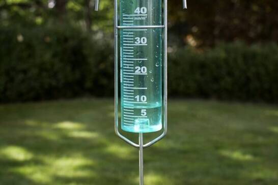 Jak wybrać odpowiedni deszczomierz do swoich potrzeb?