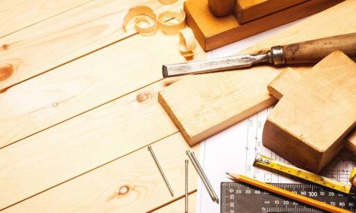 Jakie są zalety korzystania z łat i kontrłat z tartaku Goleniów?