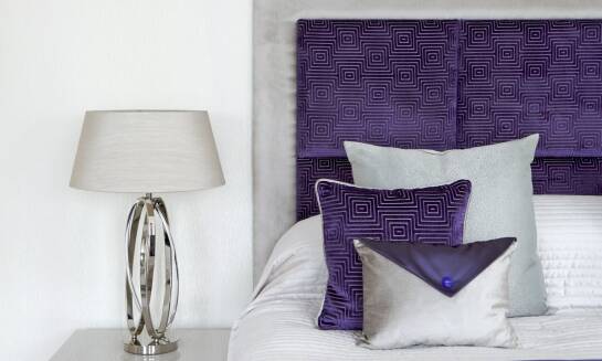 Wybór idealnych poduszek dekoracyjnych do stylu glamour – na co zwrócić uwagę?