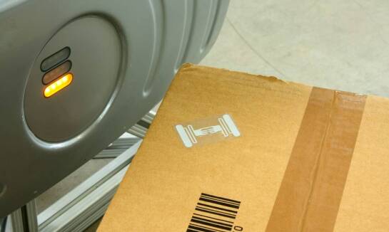Jak skrócić czas realizacji zamówienia dzięki drukowaniu cyfrowym etykiet produktowych?