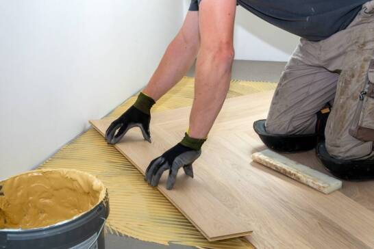 Co wyróżnia wykładziny balsan na tle innych materiałów podłogowych?