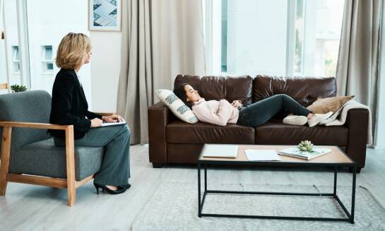 Jak terapia psychosomatyczna wspiera zdrowie psychiczne i fizyczne?