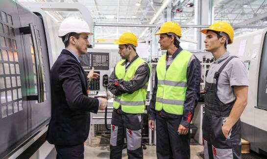 Dlaczego warto zaufać krismar brzozów w procesie rekrutacji specjalistów metalowych?