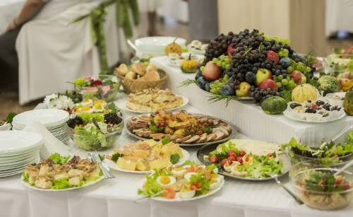 Dlaczego catering szczepankowo to idealne rozwiązanie na wesela?