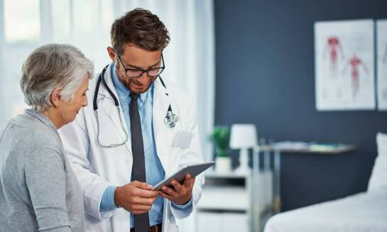 Rola tłumacza medycznego w procesie leczenia pacjentów z Włoch: kluczowe aspekty