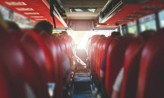 Wynajem busów w Bogatyni – idealne rozwiązanie dla grup!